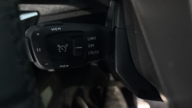 Peugeot 5008 1.2 Hybrid 136 Allure Premium+ 5dr e-DSC6 Petrol Estate